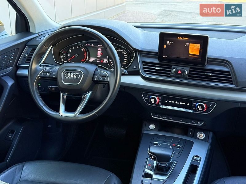 Позашляховик / Кросовер Audi Q5 2020 в Львові фото 44 Позашляховик / Кросовер Audi Q5 2020 в Львові