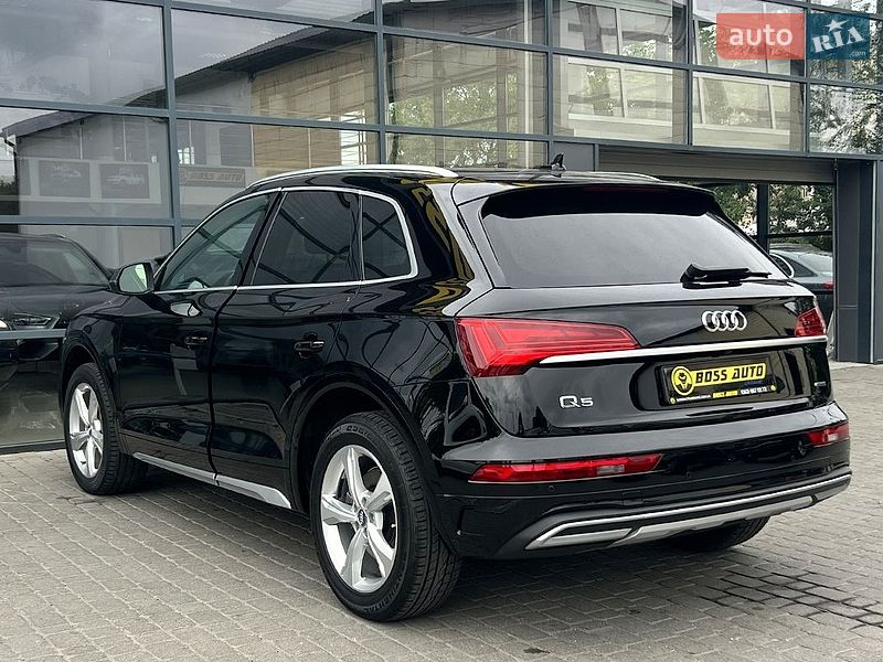 Внедорожник / Кроссовер Audi Q5 2021 в Ивано-Франковске