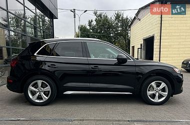 Внедорожник / Кроссовер Audi Q5 2021 в Ивано-Франковске