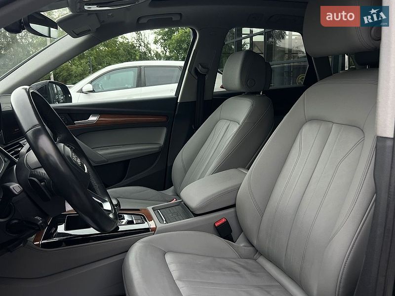 Внедорожник / Кроссовер Audi Q5 2021 в Ивано-Франковске