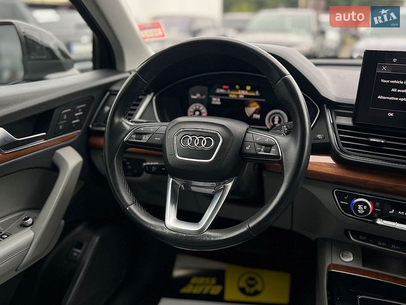 Внедорожник / Кроссовер Audi Q5 2021 в Ивано-Франковске