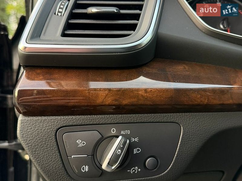 Внедорожник / Кроссовер Audi Q5 2019 в Самборе