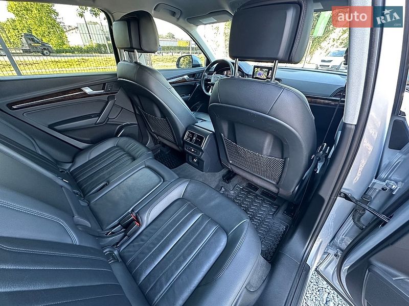 Позашляховик / Кросовер Audi Q5 2018 в Стрию
