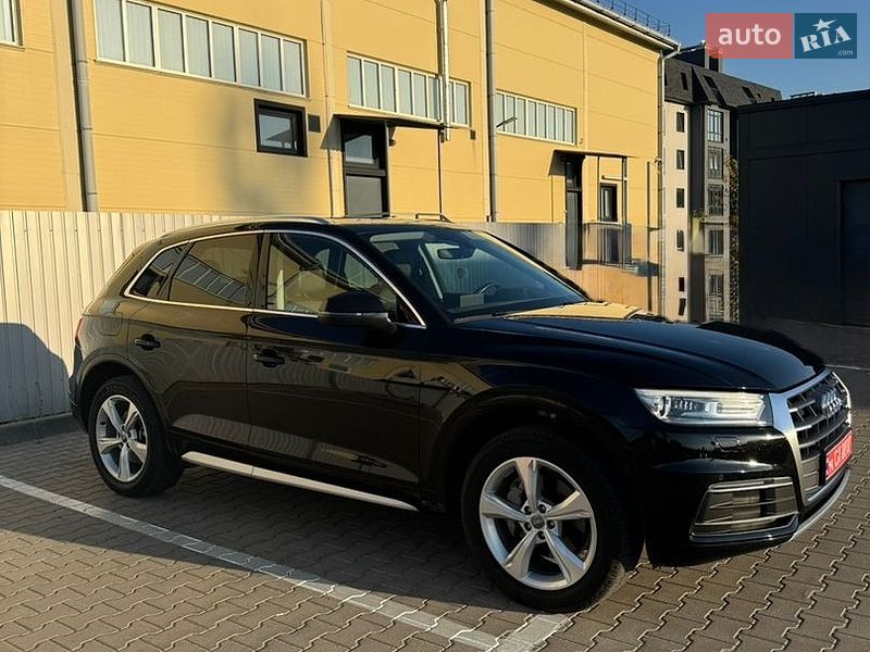 Внедорожник / Кроссовер Audi Q5 2019 в Киеве