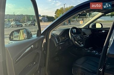 Внедорожник / Кроссовер Audi Q5 2019 в Киеве