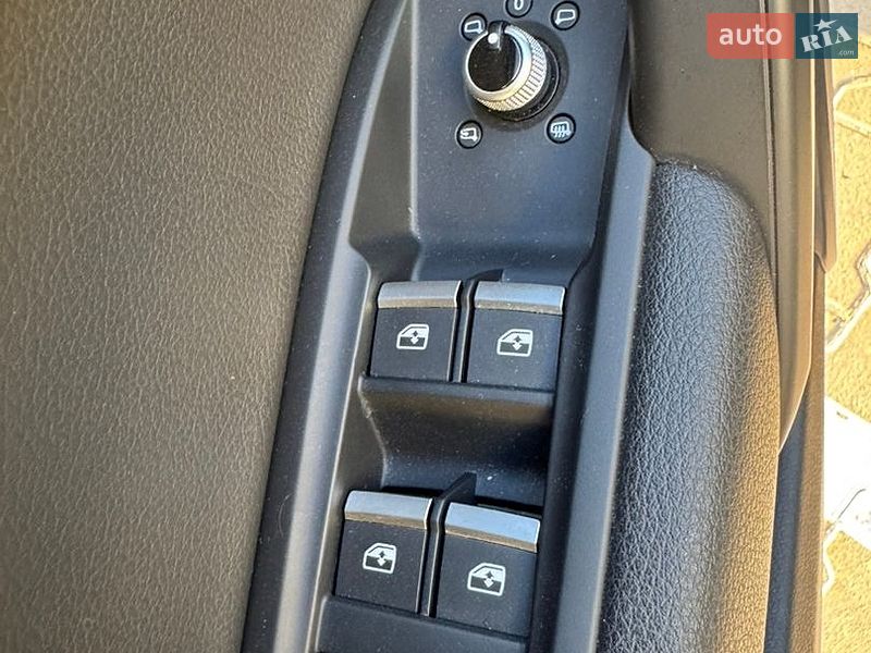 Внедорожник / Кроссовер Audi Q5 2019 в Киеве