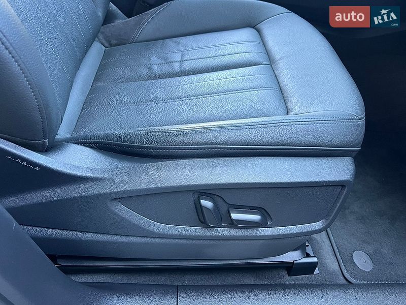 Внедорожник / Кроссовер Audi Q5 2018 в Киеве