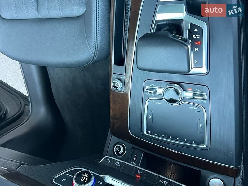 Внедорожник / Кроссовер Audi Q5 2018 в Киеве