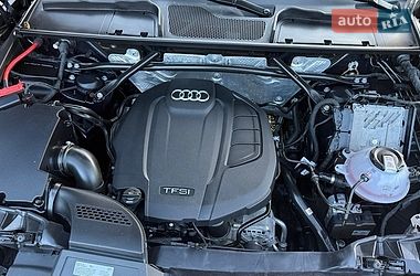 Позашляховик / Кросовер Audi Q5 2017 в Львові