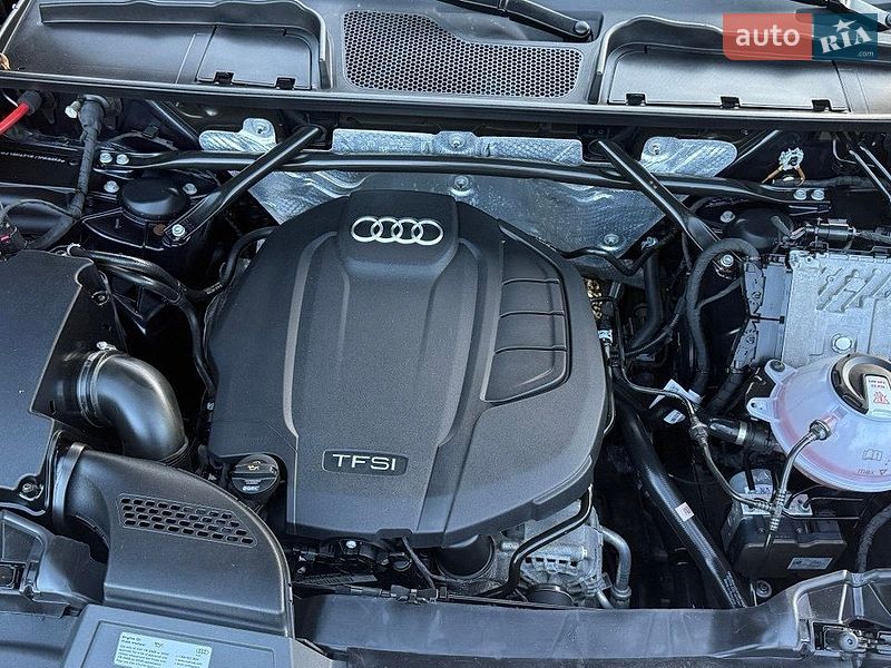 Позашляховик / Кросовер Audi Q5 2017 в Львові