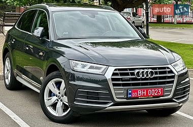 Позашляховик / Кросовер Audi Q5 2018 в Києві