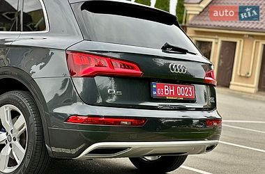 Позашляховик / Кросовер Audi Q5 2018 в Києві