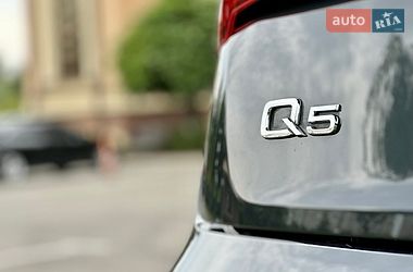 Позашляховик / Кросовер Audi Q5 2018 в Києві