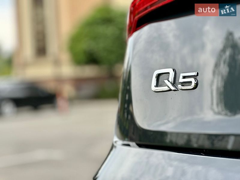 Позашляховик / Кросовер Audi Q5 2018 в Києві