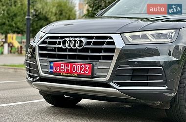 Позашляховик / Кросовер Audi Q5 2018 в Києві