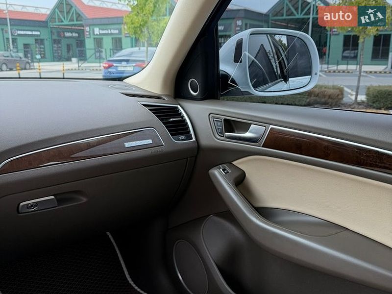 Позашляховик / Кросовер Audi Q5 2015 в Києві