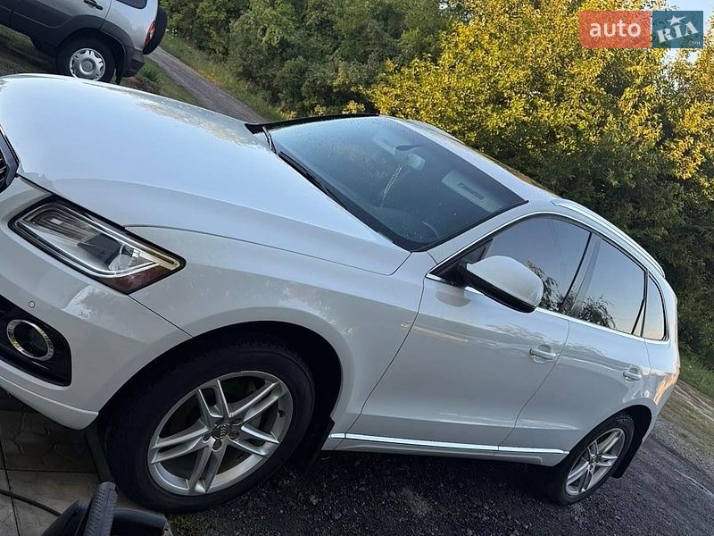 Внедорожник / Кроссовер Audi Q5 2013 в Полтаве