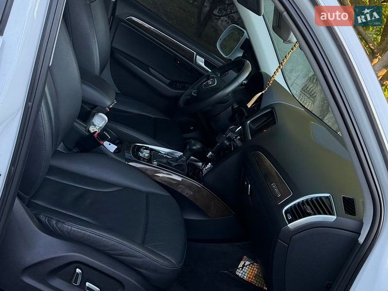 Внедорожник / Кроссовер Audi Q5 2013 в Полтаве