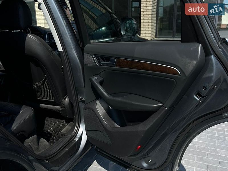 Позашляховик / Кросовер Audi Q5 2012 в Вінниці