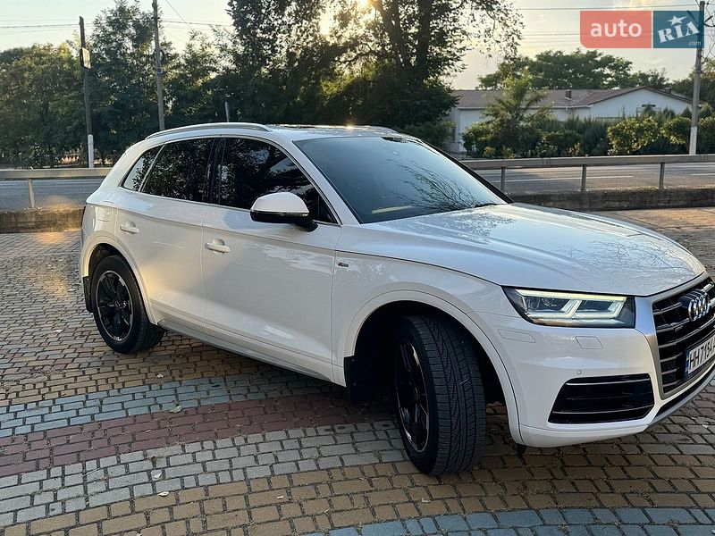 Позашляховик / Кросовер Audi Q5 2019 в Сараті фото 13 Позашляховик / Кросовер Audi Q5 2019 в Сараті