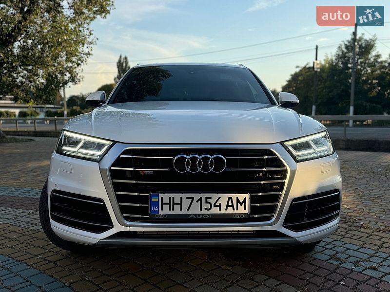 Позашляховик / Кросовер Audi Q5 2019 в Сараті фото 16 Позашляховик / Кросовер Audi Q5 2019 в Сараті