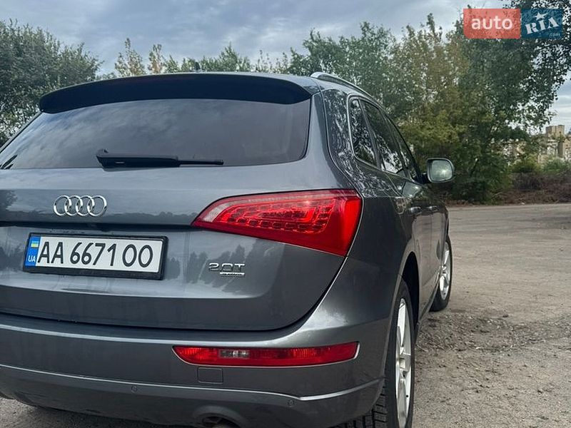 Позашляховик / Кросовер Audi Q5 2012 в Києві