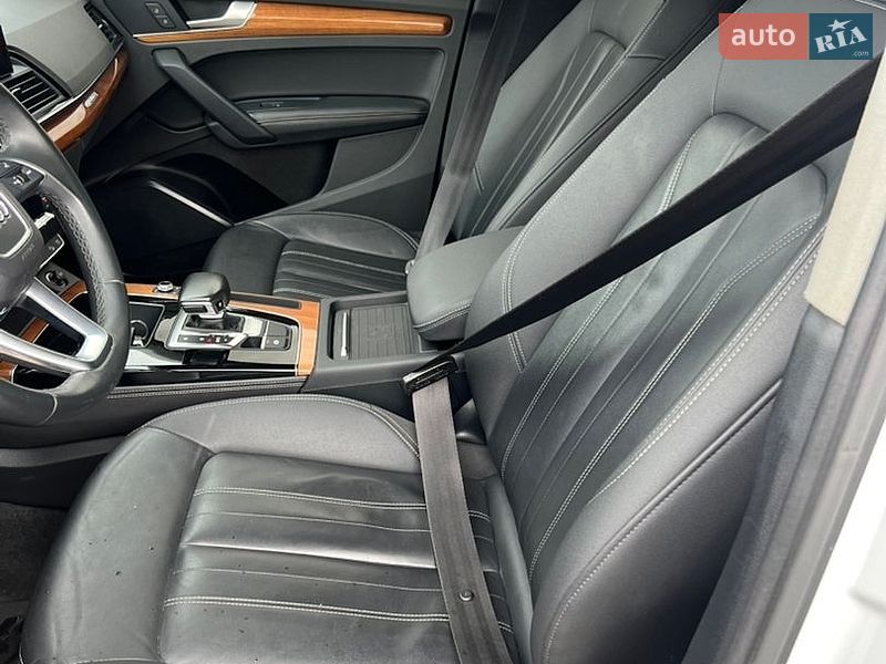 Позашляховик / Кросовер Audi Q5 2021 в Хусті фото 11 Позашляховик / Кросовер Audi Q5 2021 в Хусті