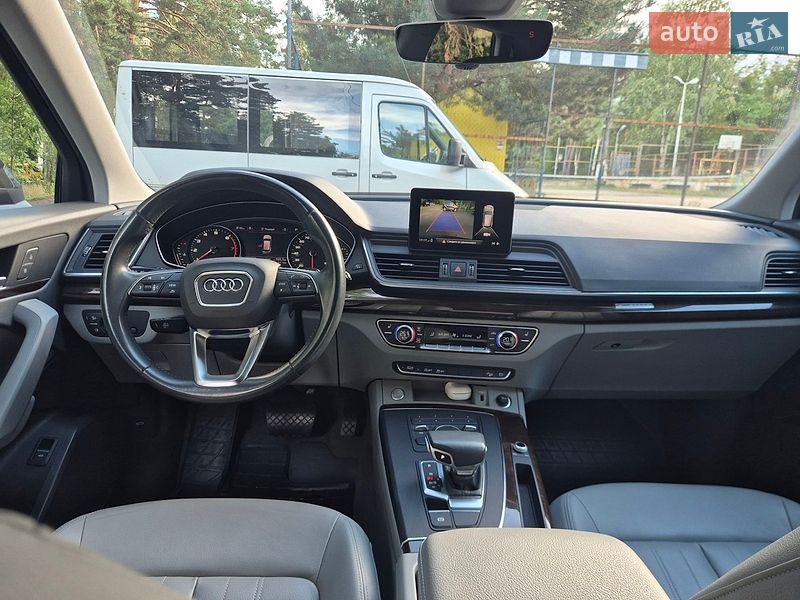 Позашляховик / Кросовер Audi Q5 2019 в Києві фото 12 Позашляховик / Кросовер Audi Q5 2019 в Києві
