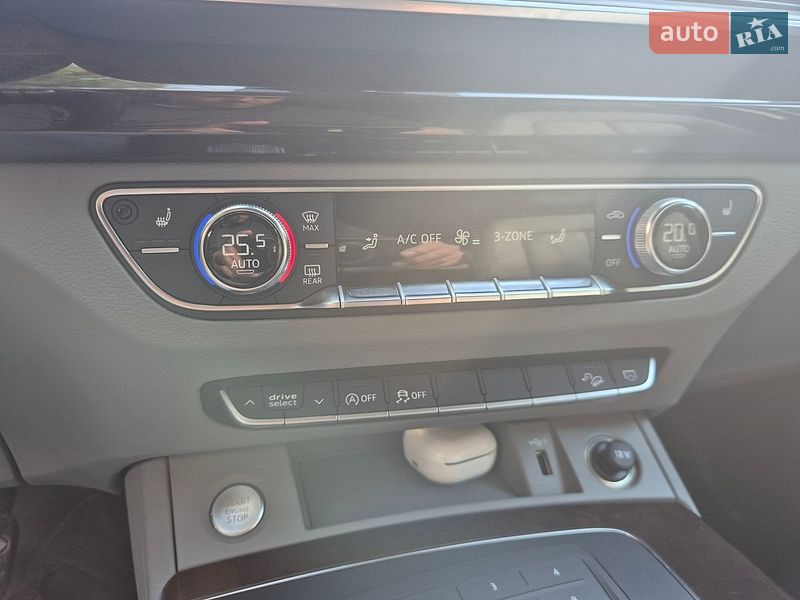 Позашляховик / Кросовер Audi Q5 2019 в Києві фото 19 Позашляховик / Кросовер Audi Q5 2019 в Києві