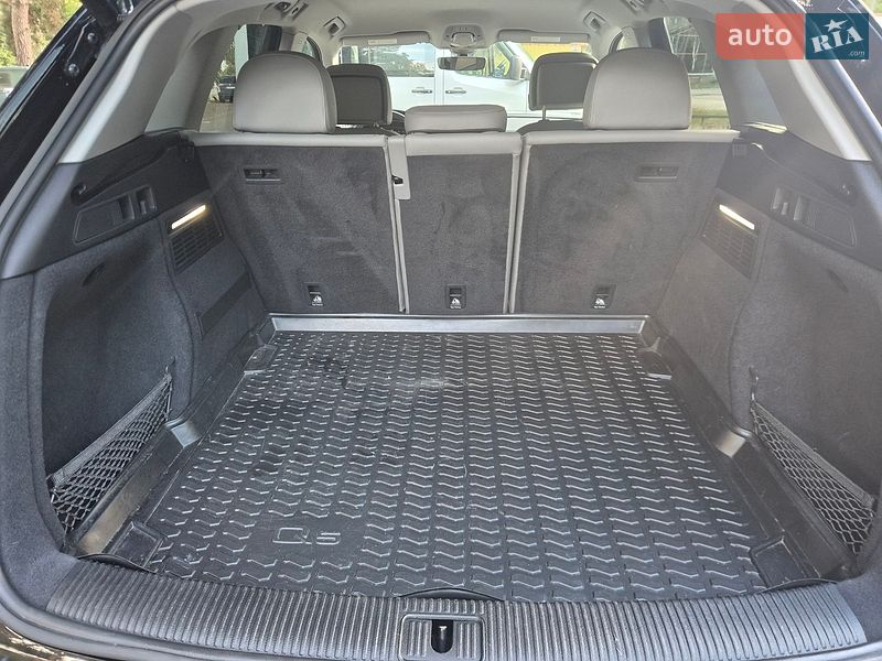 Позашляховик / Кросовер Audi Q5 2019 в Києві фото 25 Позашляховик / Кросовер Audi Q5 2019 в Києві