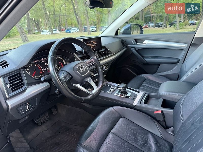 Внедорожник / Кроссовер Audi Q5 2018 в Киеве
