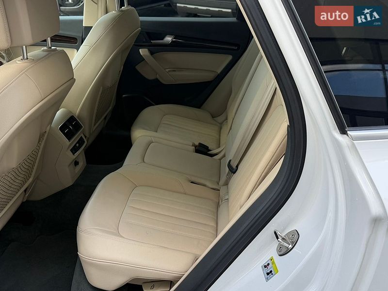 Внедорожник / Кроссовер Audi Q5 2018 в Львове