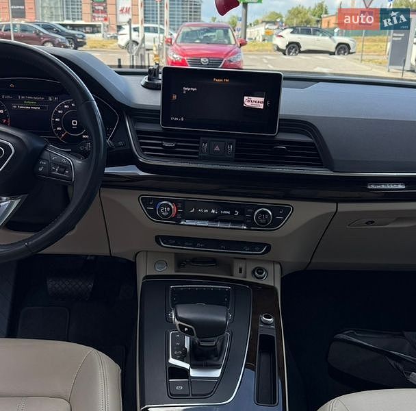 Внедорожник / Кроссовер Audi Q5 2018 в Львове
