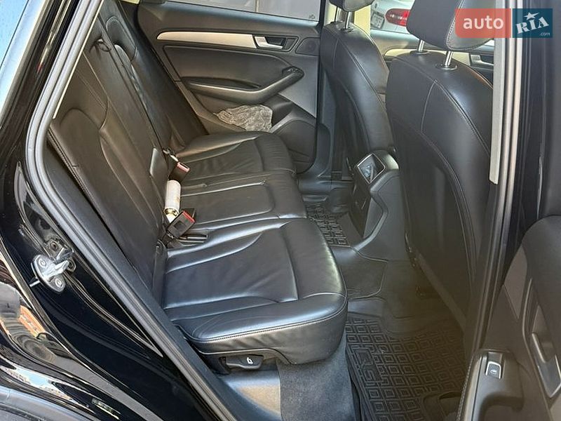 Позашляховик / Кросовер Audi Q5 2013 в Івано-Франківську