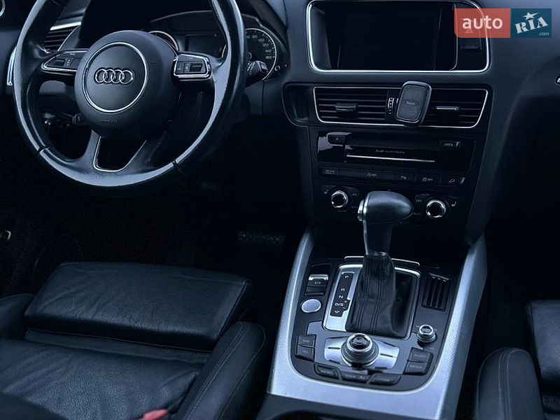 Позашляховик / Кросовер Audi Q5 2015 в Самборі