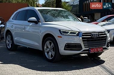 Позашляховик / Кросовер Audi Q5 2019 в Чернівцях фото 2 Позашляховик / Кросовер Audi Q5 2019 в Чернівцях