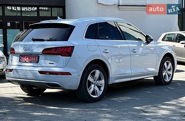 Позашляховик / Кросовер Audi Q5 2019 в Чернівцях фото 7 Позашляховик / Кросовер Audi Q5 2019 в Чернівцях