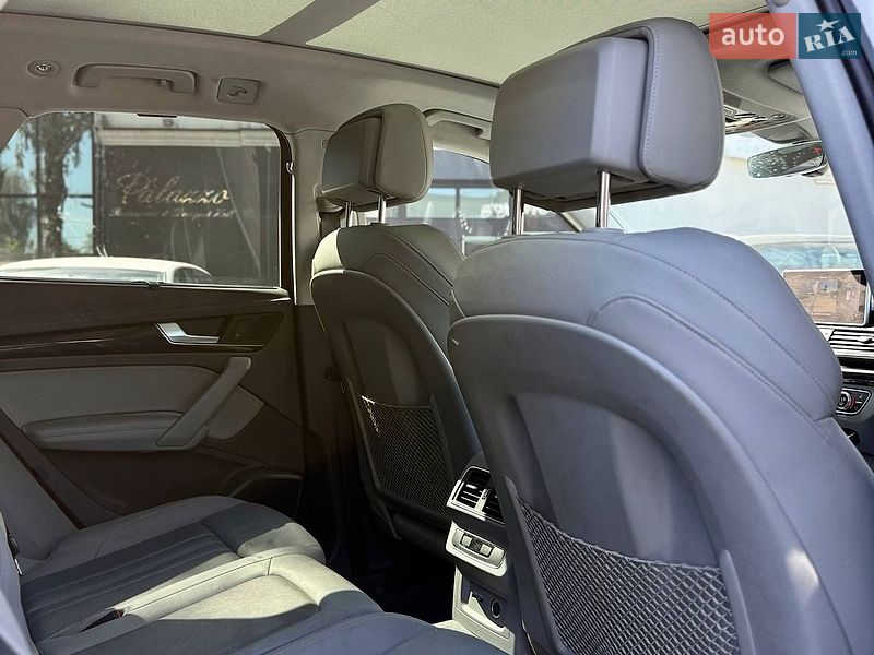 Позашляховик / Кросовер Audi Q5 2019 в Чернівцях фото 16 Позашляховик / Кросовер Audi Q5 2019 в Чернівцях