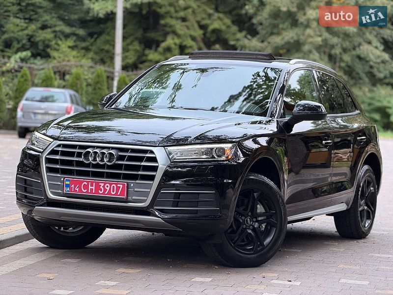 Внедорожник / Кроссовер Audi Q5 2018 в Дрогобыче