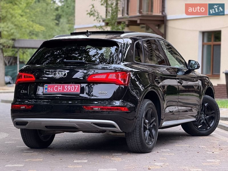 Внедорожник / Кроссовер Audi Q5 2018 в Дрогобыче