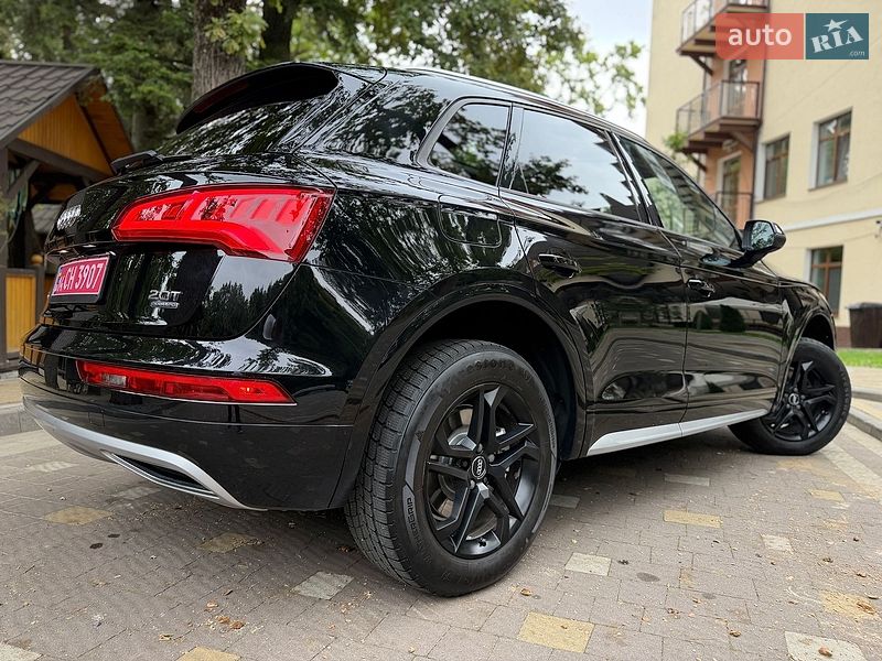 Внедорожник / Кроссовер Audi Q5 2018 в Дрогобыче