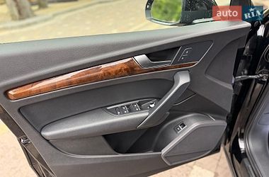 Внедорожник / Кроссовер Audi Q5 2018 в Дрогобыче
