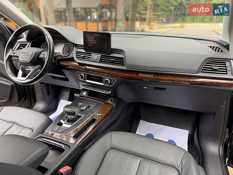 Внедорожник / Кроссовер Audi Q5 2018 в Дрогобыче