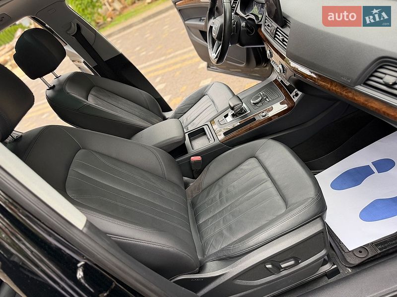Внедорожник / Кроссовер Audi Q5 2018 в Дрогобыче