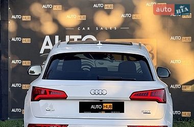 Внедорожник / Кроссовер Audi Q5 2017 в Харькове