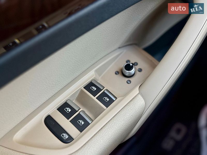 Внедорожник / Кроссовер Audi Q5 2017 в Харькове