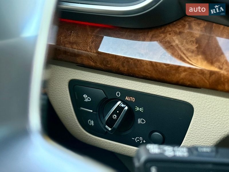 Внедорожник / Кроссовер Audi Q5 2017 в Харькове