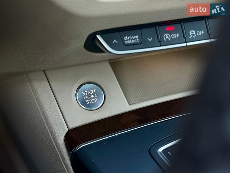 Внедорожник / Кроссовер Audi Q5 2017 в Харькове