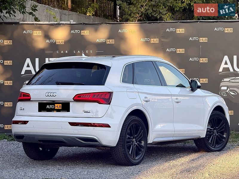 Внедорожник / Кроссовер Audi Q5 2017 в Харькове