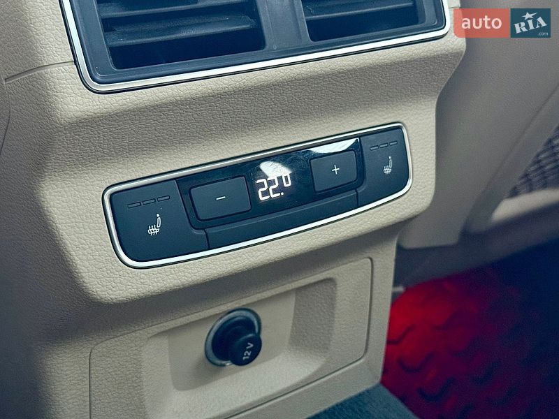 Внедорожник / Кроссовер Audi Q5 2017 в Харькове